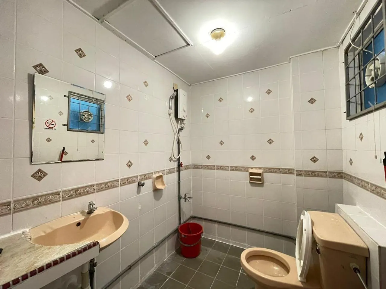 Kk City Api Api Block 3 Studio Homestay 2-3Pax Kota Kinabalu Lägenhet